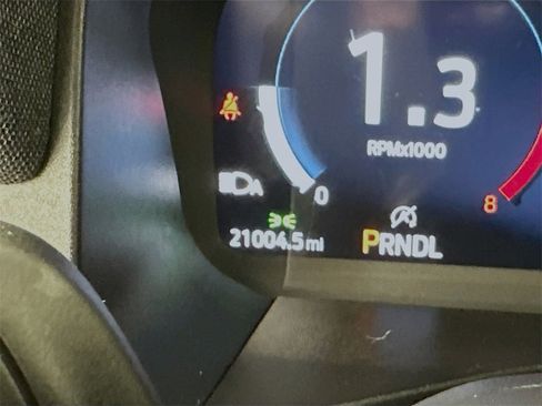 Used 2025 Ford Explorer ST-Line w/ ST-Line Street Pack image 13