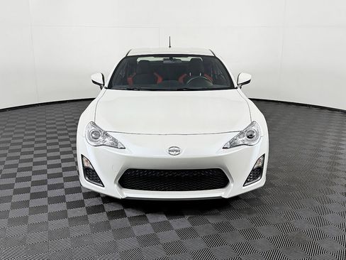 Used 2013 Scion FR-S image 3