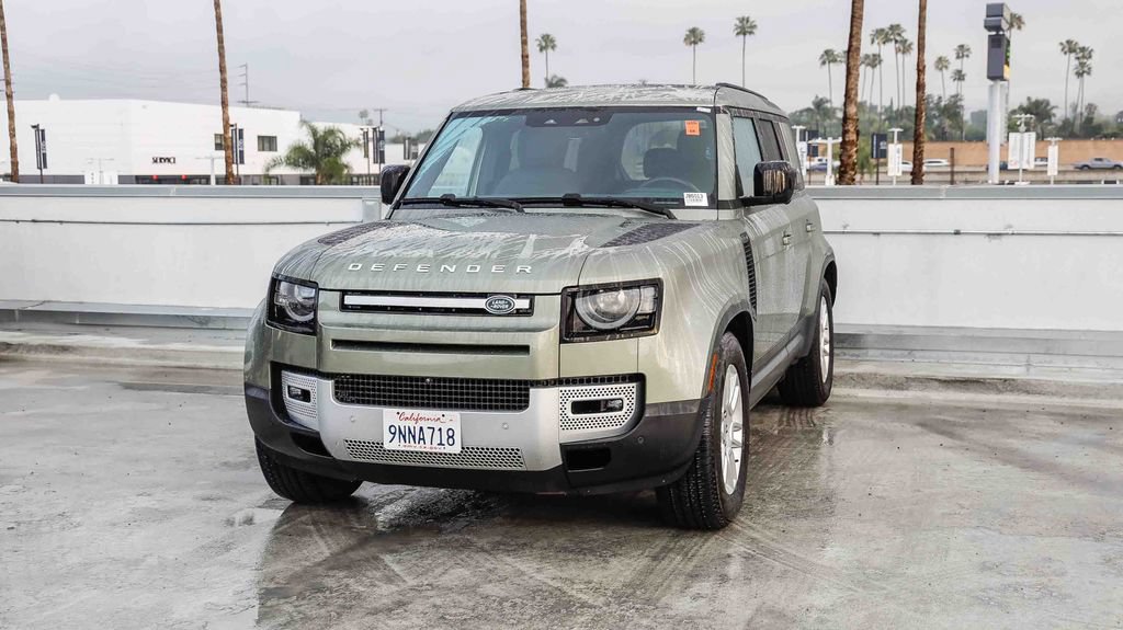 Used 2024 Land Rover Defender 110 S AWD/4WD image 4
