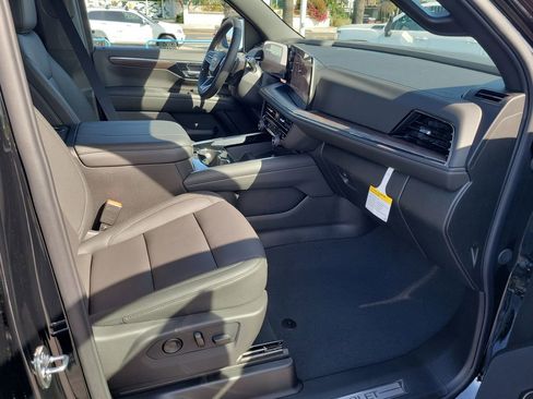 New 2026 Chevrolet Tahoe LT image 15