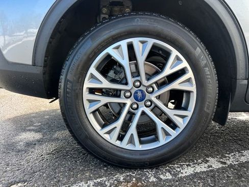 Used 2022 Ford Escape SEL image 14