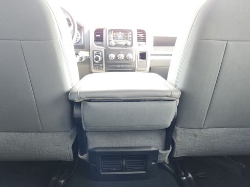 Used 2018 RAM 1500 Express w/ Express Value Package AWD/4WD image 14