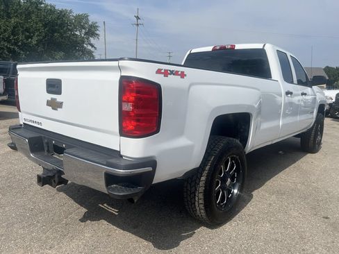 Used 2015 Chevrolet Silverado 2500 W/T AWD/4WD image 6