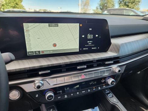 New 2025 Kia Telluride EX w/ EX Captain's Chair Package image 19