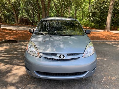 Used 2006 Toyota Sienna LE FWD image 4