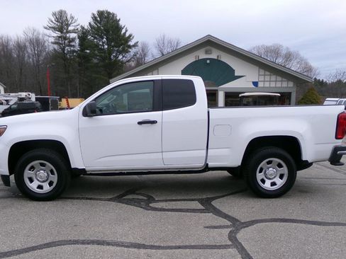 Used 2021 Chevrolet Colorado W/T w/ WT Convenience Package image 2