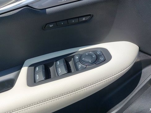 Used 2025 Cadillac XT6 Sport w/ LPO, Floor Liner Package image 32