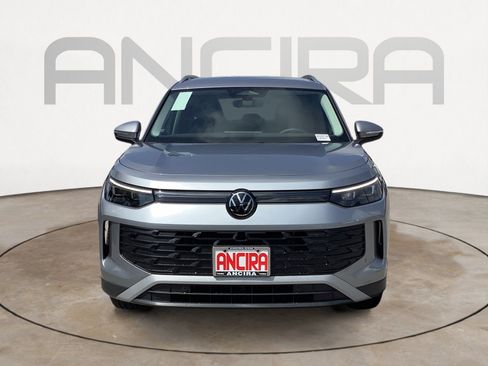 New 2026 Volkswagen Tiguan SE image 3