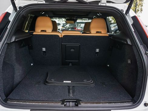 Used 2022 Volvo XC40 T5 Inscription w/ Advanced Package AWD/4WD image 29