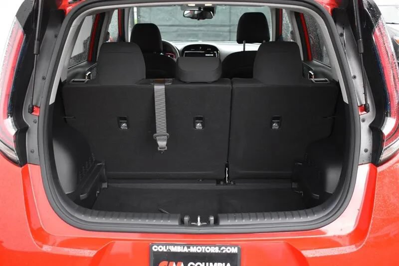 Used 2023 Kia Soul S FWD image 30