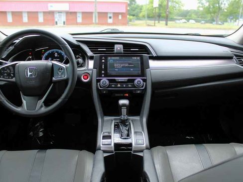 Used 2017 Honda Civic EX-L image 11