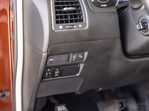 Used 2017 Nissan Armada Platinum w/ Captain Seat Package RWD image 20