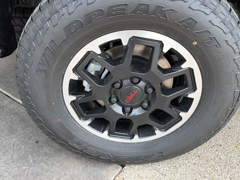 New 2026 Toyota Tacoma TRD Off-Road AWD/4WD image 9