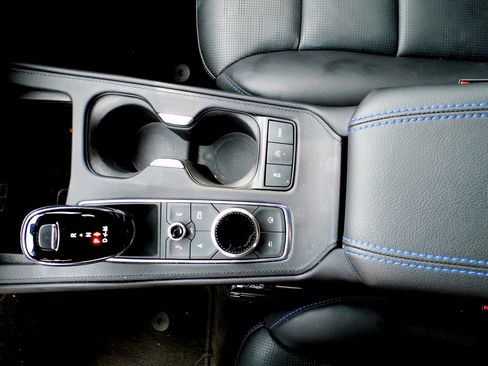 Used 2024 Cadillac XT4 Sport image 20