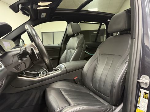 Used 2020 BMW X5 sDrive40i w/ M Sport Package RWD image 14