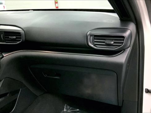 Used 2021 Ford Explorer ST w/ Equipment Group 401A AWD/4WD image 16