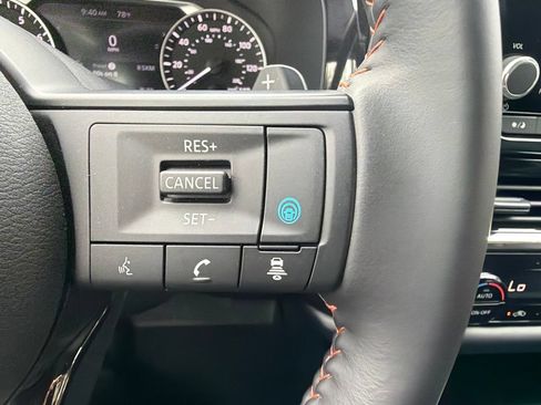 Used 2024 Nissan Pathfinder Rock Creek AWD/4WD image 17