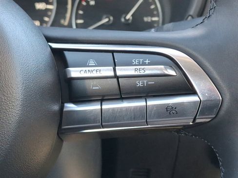 Used 2023 MAZDA MAZDA3 s image 24