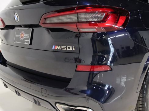 Used 2023 BMW X5 M50i w/ Climate Comfort Package image 90