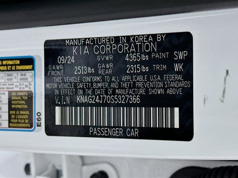 Used 2025 Kia K5 LXS image 12