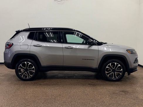 Used 2023 Jeep Compass Limited AWD/4WD image 8