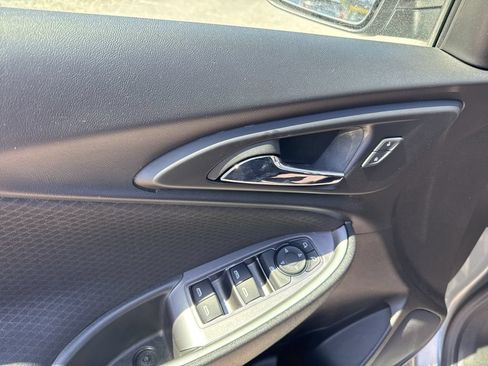 Used 2024 Chevrolet Malibu LT FWD image 25