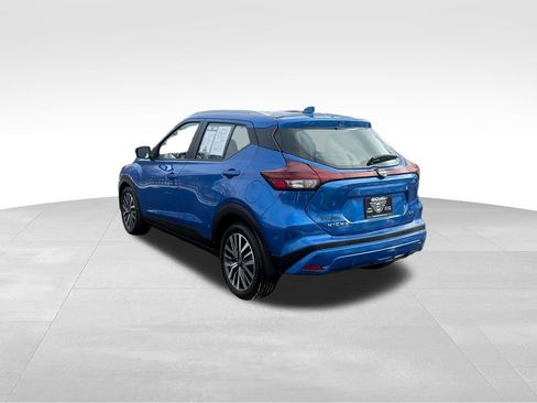 Used 2023 Nissan Kicks SV image 5