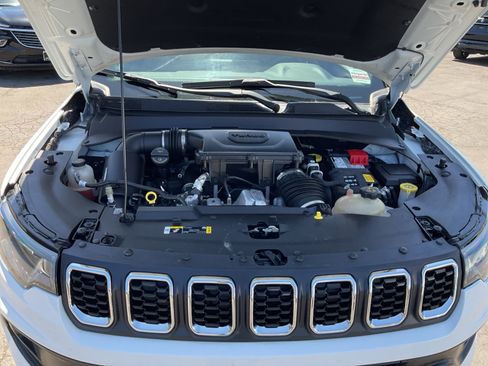 Used 2025 Jeep Compass Limited AWD/4WD image 22