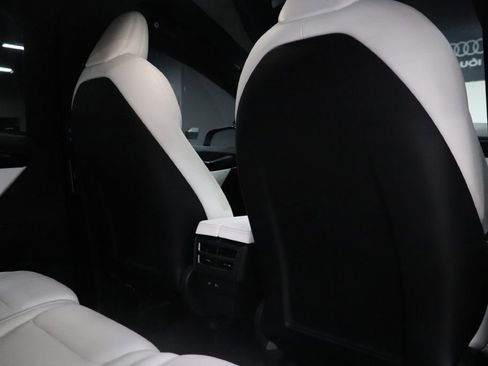 Used 2021 Tesla Model X Long Range AWD/4WD image 24