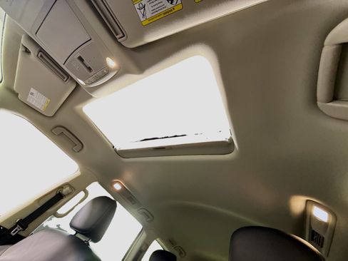 Used 2024 INFINITI QX80 Luxe image 43