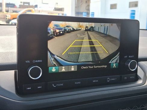 Used 2025 Honda Accord SE image 19