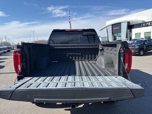 Used 2021 GMC Sierra 1500 AT4 w/ AT4 Preferred Package image 32