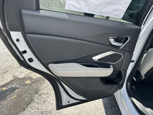 New 2026 Acura RDX SH-AWD image 14