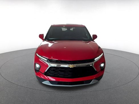 Used 2025 Chevrolet Blazer LT FWD image 4