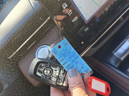 New 2026 Lincoln Nautilus Reserve w/ Jet Appearance Package image 14