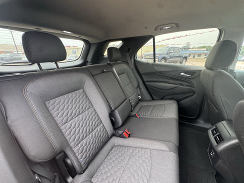 Used 2020 Chevrolet Equinox LT AWD/4WD image 30