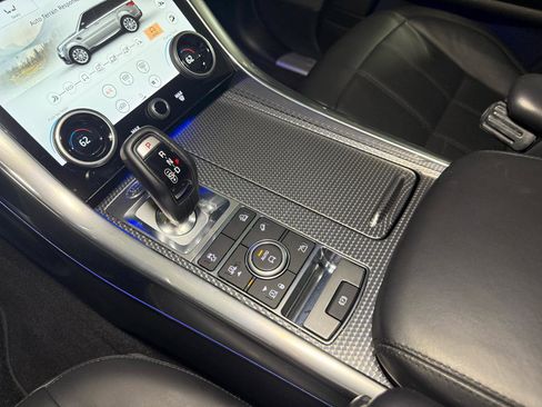 Used 2020 Land Rover Range Rover Sport HSE Dynamic image 18