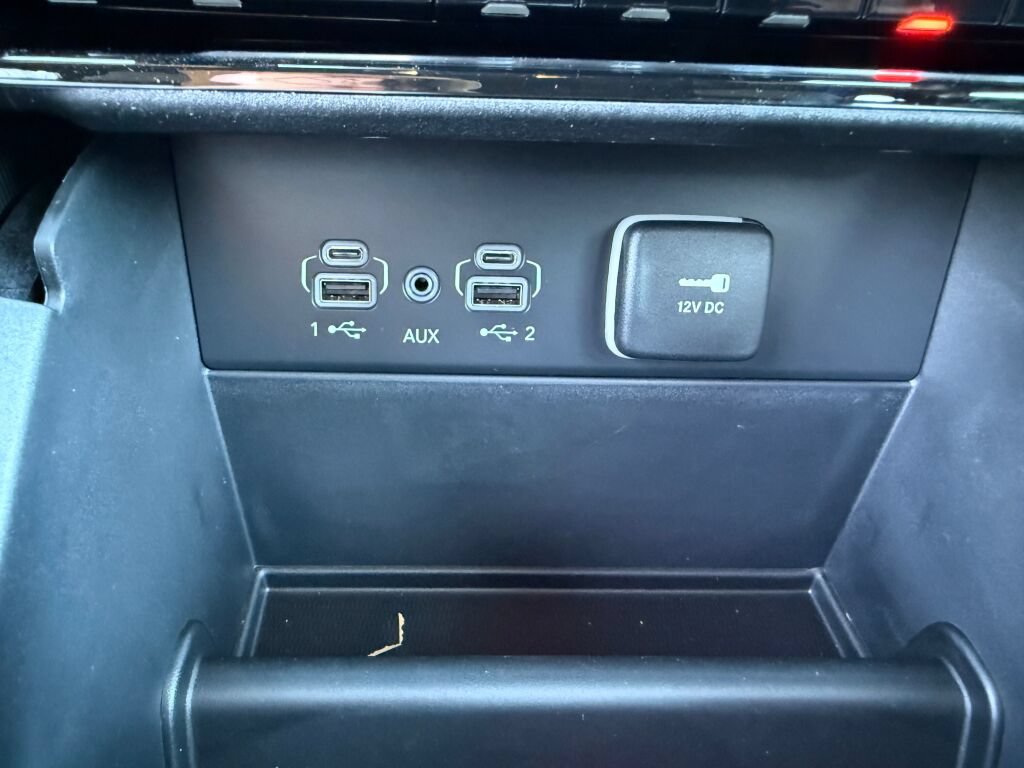 New 2027 Jeep Grand Cherokee Laredo RWD image 27