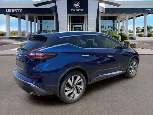 Used 2020 Nissan Murano SL FWD image 2