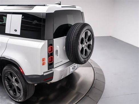 Used 2024 Land Rover Defender 110 S AWD/4WD image 31