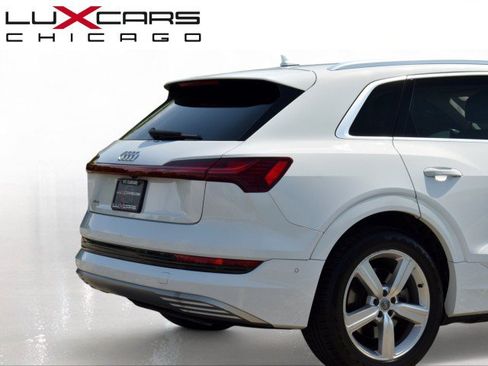 Used 2019 Audi e-tron Premium Plus AWD/4WD image 12