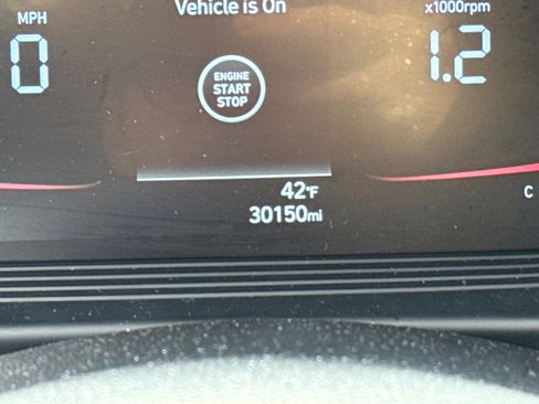 Used 2025 Hyundai Venue SEL image 27