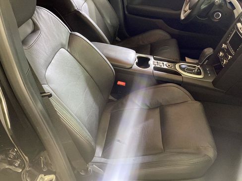 Used 2009 Pontiac G8 GT w/ Premium Package RWD image 40