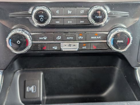 Used 2023 Ford F150 XLT w/ Equipment Group 302A High RWD image 19