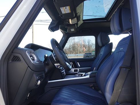 Used 2024 Mercedes-Benz G 63 AMG 4MATIC image 2