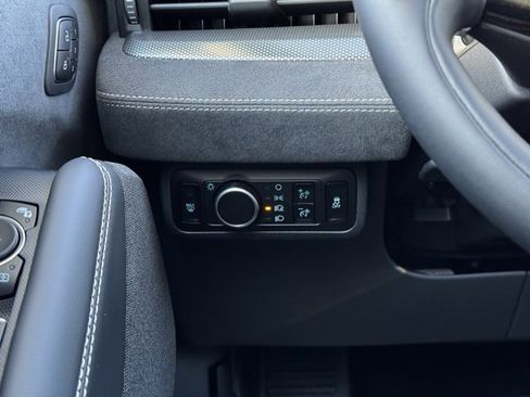 Certified 2025 Ford Mustang Mach-E GT image 32