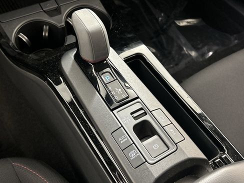 Used 2025 Toyota Prius Plug-In Hybrid image 15