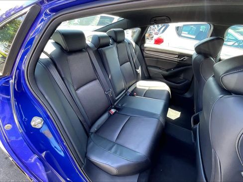 Used 2018 Honda Accord Sport image 26