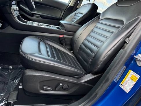 Used 2023 Ford Edge SEL w/ Convenience Package AWD/4WD image 6