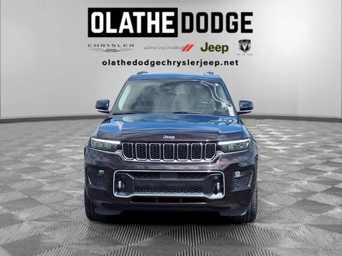 Used 2022 Jeep Grand Cherokee L Overland w/ Luxury Tech Group IV AWD/4WD image 33